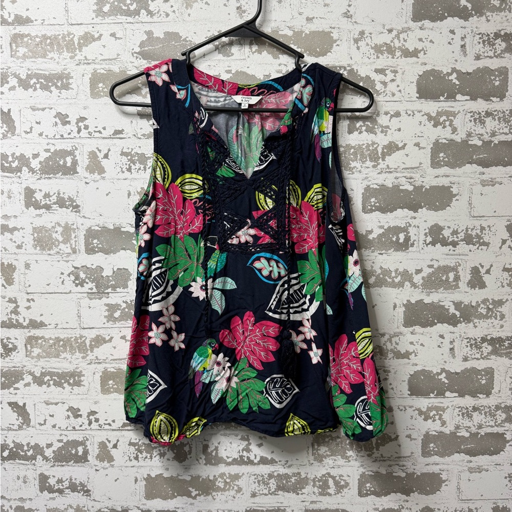 Crown & Ivy Navy Floral Tank Top